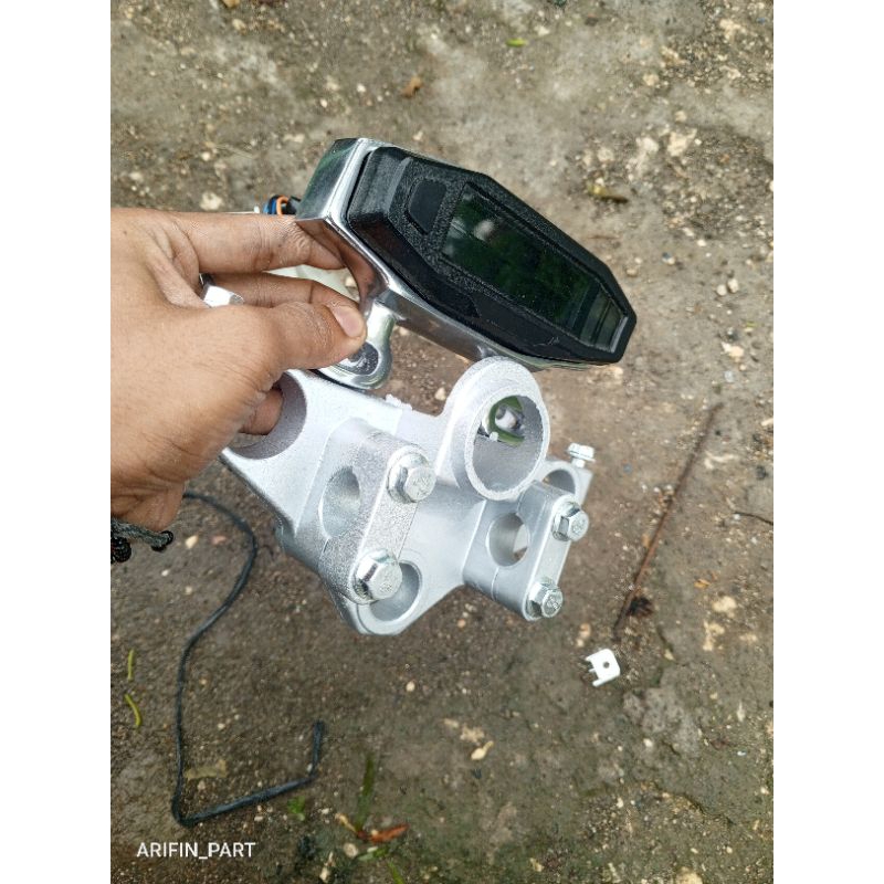 Senter_Ajaib Pangkon Spidometer Ktm Alumunium Cnc Pnp Cb Gl Mp Tiger King Ninja