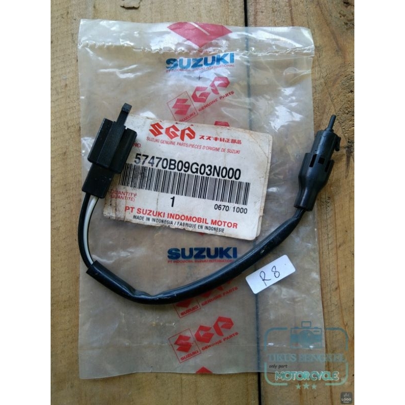 Switch Rem Kiri Belakang Suzuki Spin Skywave SkyDrive Spin 125 Original