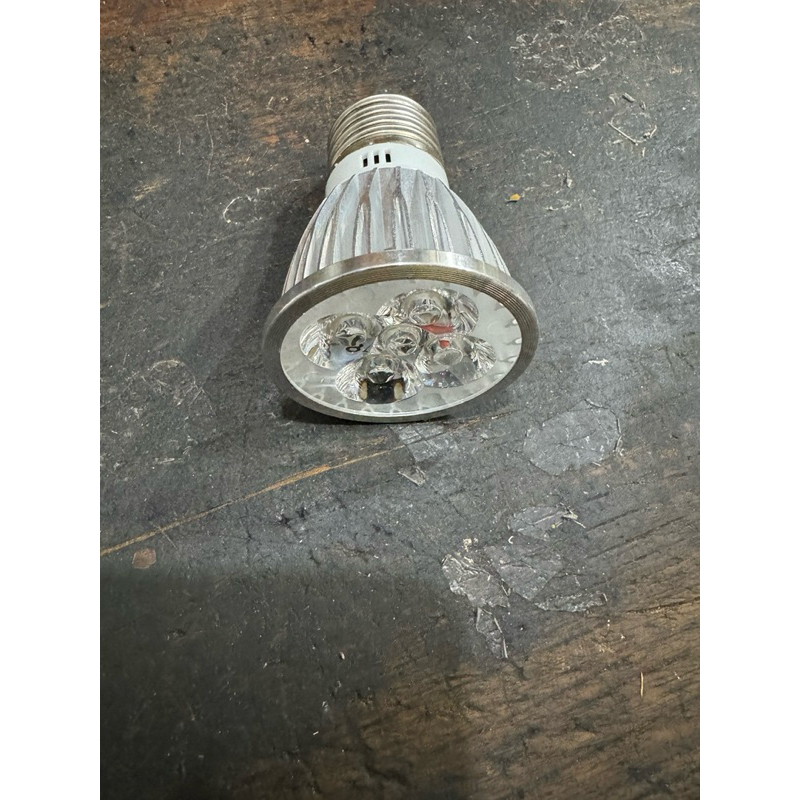 lampu money detector lampu UV uang lampu UV money detector lampu uang palsu e27