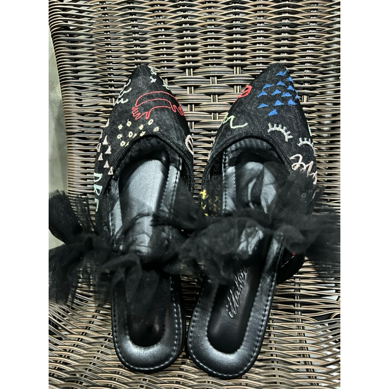 Ittaherl Preloved Mules size 39 Sandal