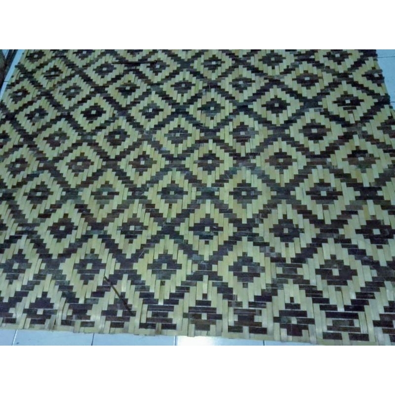 anyaman bambu motif