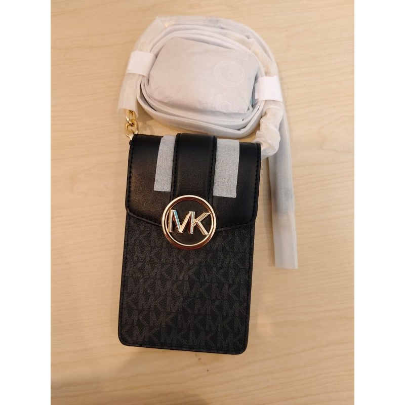 Mk Carmen Phone Crossbody signature black