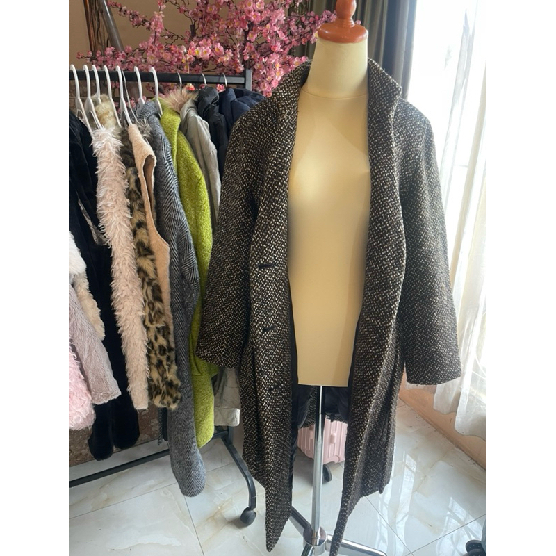 Coat Tweed tebal Wol