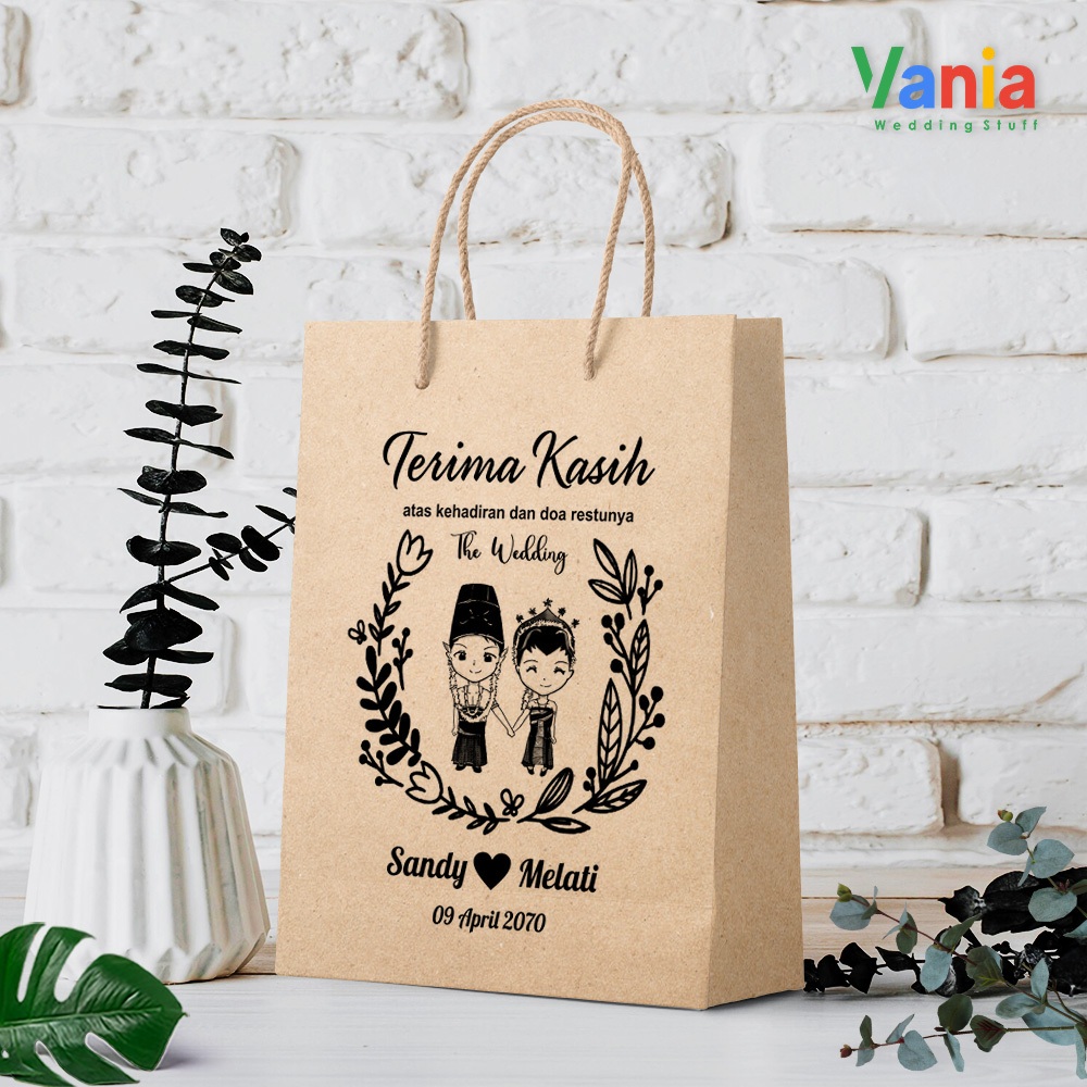 

Paperbag Size 8,5 x 3 x14,2cm / Tas Kertas