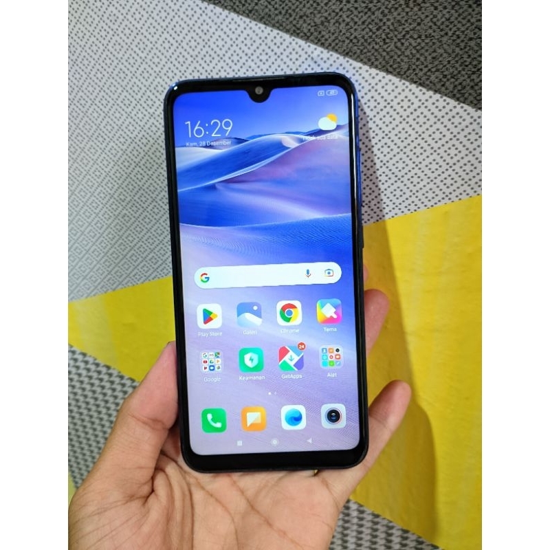 XIAOMI MI PLAY RAM 4GB/64GB SECOND RESMI BERGARANSI DAN BISA RETUR YA