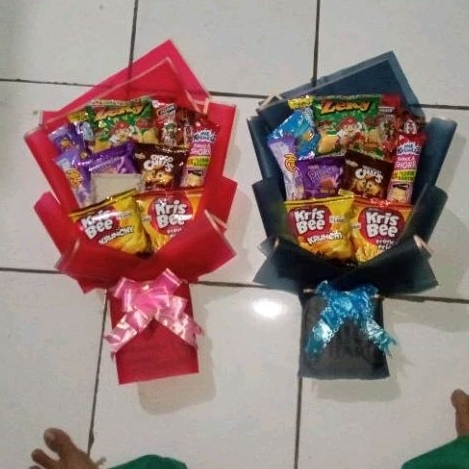 

Bucket snack buket makanan/bingkisan/souvenir /free kartu ucapan