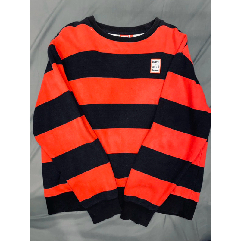 hagt crewneck salur hagt item jarang