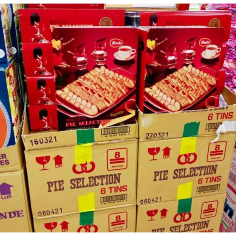 

[1 KARTON = 6 Kaleng × @800 gram] Monde Biscuits Pie Selection Biskuit Jajanan Lebaran