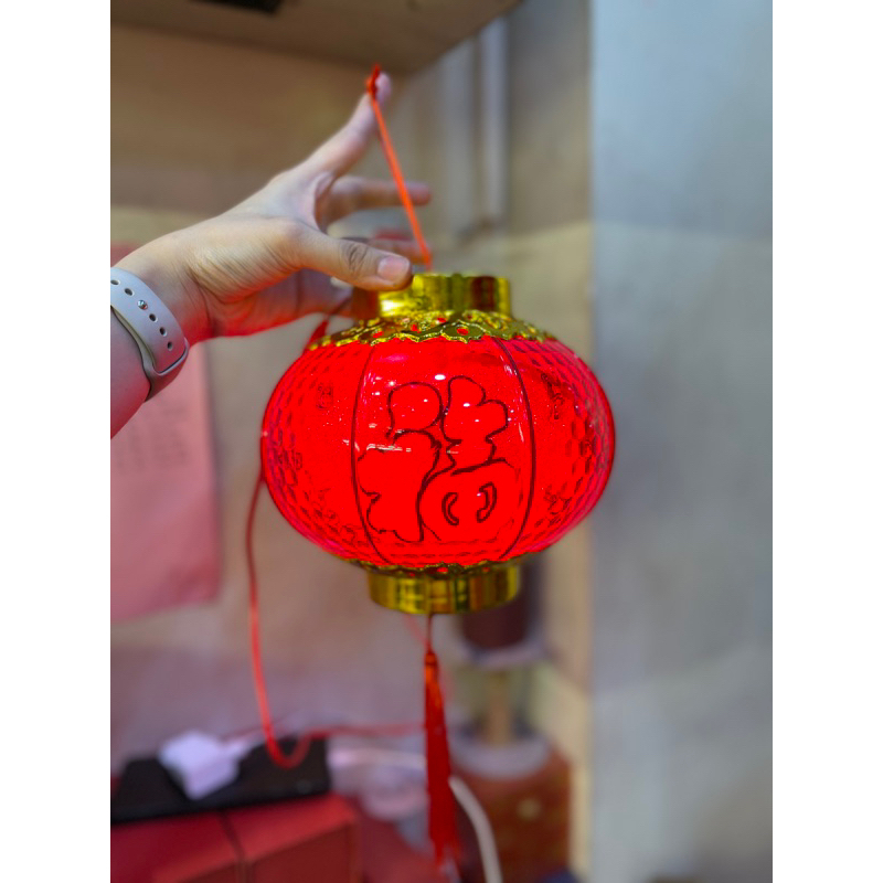 Lampion Gantung Lampu Besar