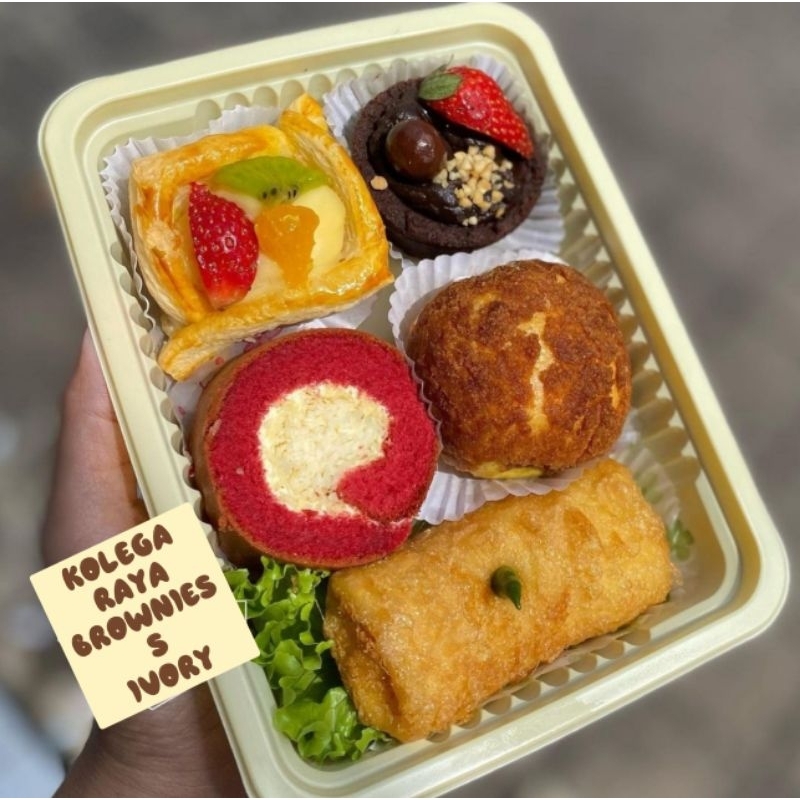 

2Xbtygneal Sakha Snack ) Mika Kue Brownies "S" Isi +/-50Pcs Warna Pink, Ivory, Coklat