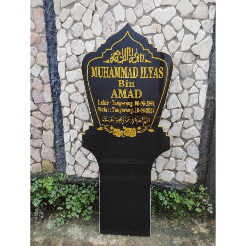 BATU NISAN TANCAP GRANIT TILE (Free Packing Kayu)