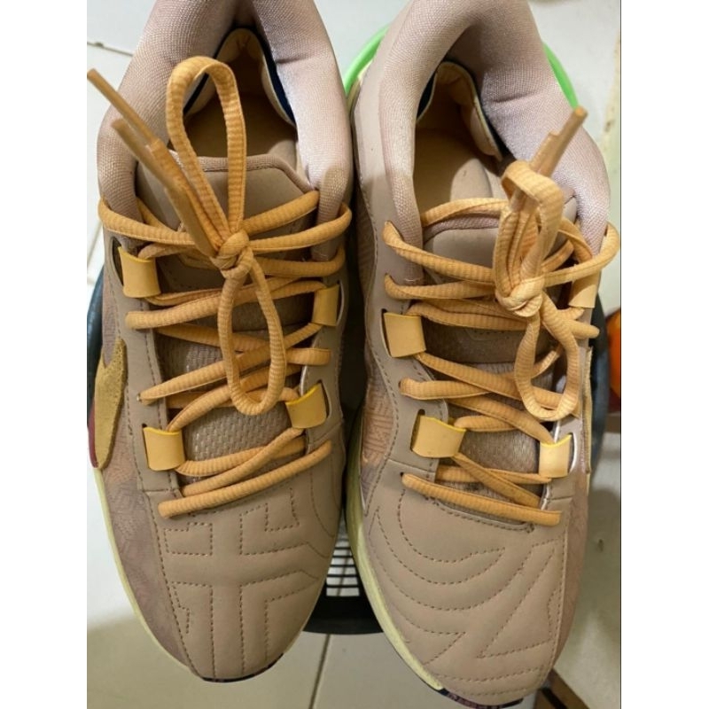 Nike Freak 5 EP Basketball Shoes Second Preloved Size EUR 40.5