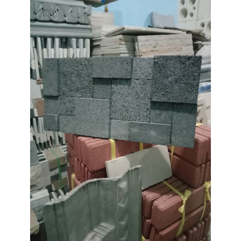 Batu Alam Mozaik Candi 20x40