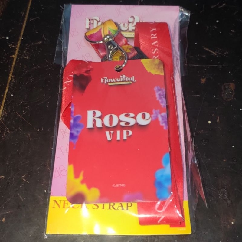 Lanyard Neckstrap Benefit Rose JKT48