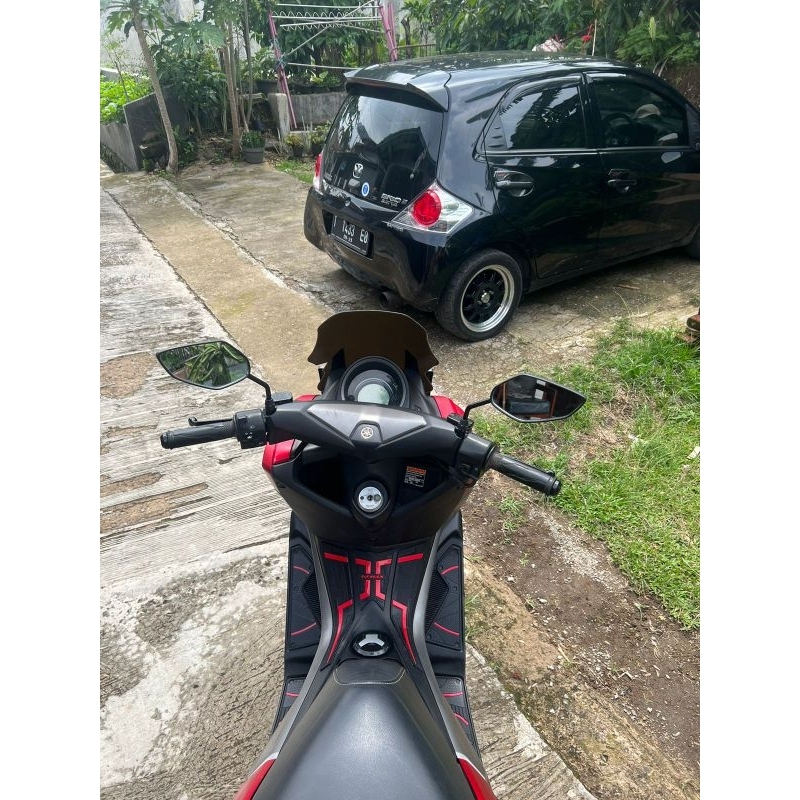 UIO Kaet Motor Nmax Old Pijakan kaki bahan karet asli Pijakan Kaki Nmax Alas Kaki Nmax