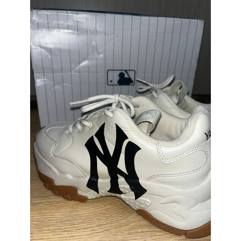 MLB Big Ball Chunky Preloved