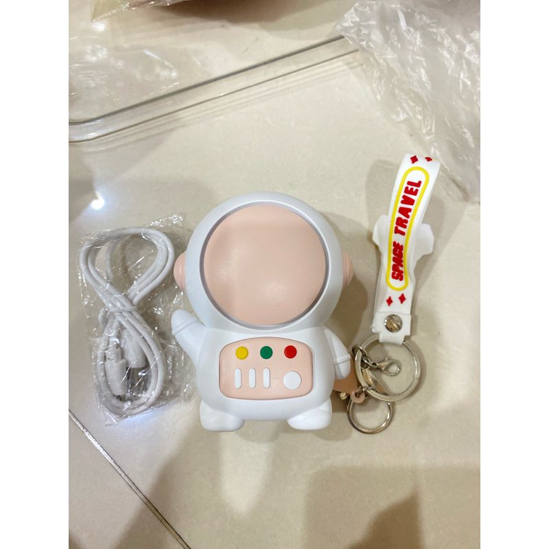 (LV) GANTUNGAN KUNCI KIPAS ASTRONOT ,SPACE TRAVEL ASTRONOT ,KIPAS ASTRONOT MINI ,FAN MINI ASTRONOT