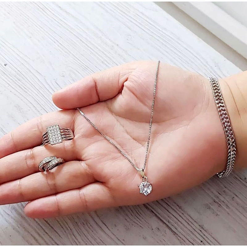 SET PERHIASAN KELABANG SILVER PERMATA TITANIUM