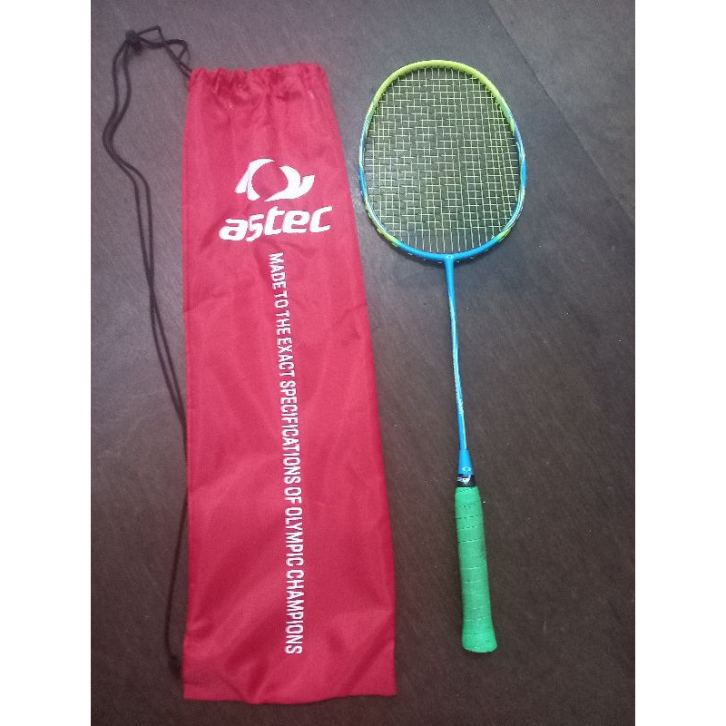 raket astec huricane 600