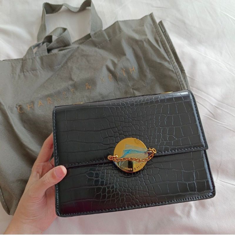 Tas Charles and Keith Crocodile Hitam Ori ex Kado