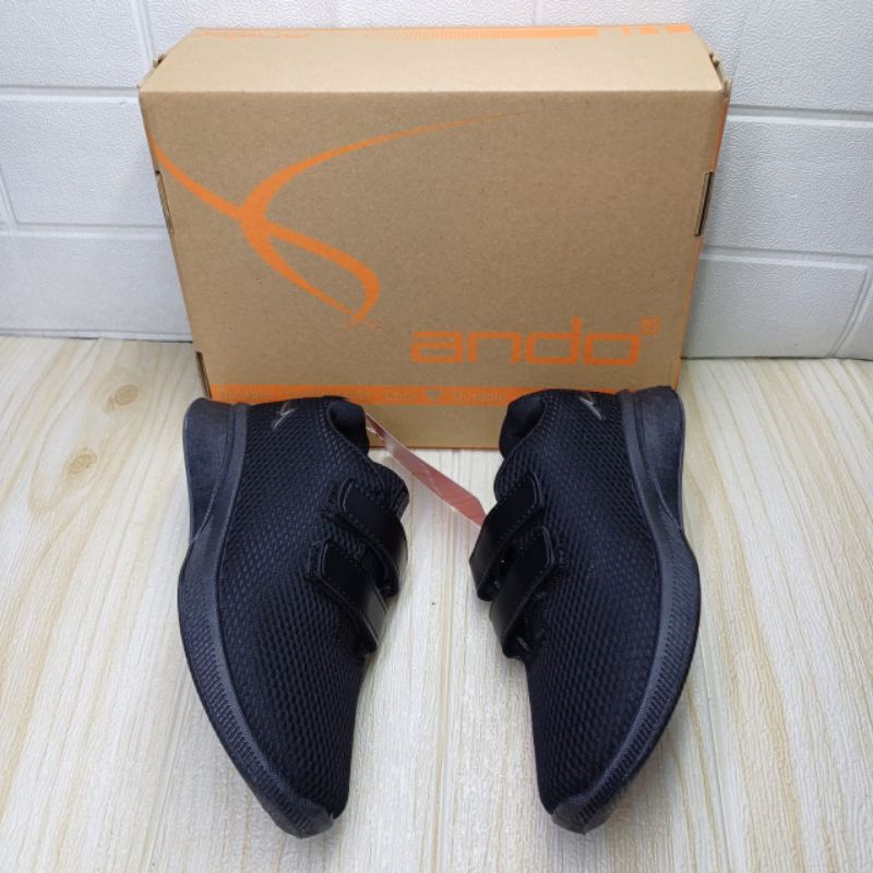 Cuci Gudang  Sepatu Anak Sekolah Ando Keren