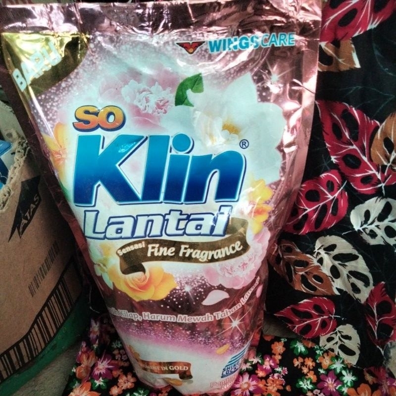 pembersih lantai so Klin fine fragrance 780 ml