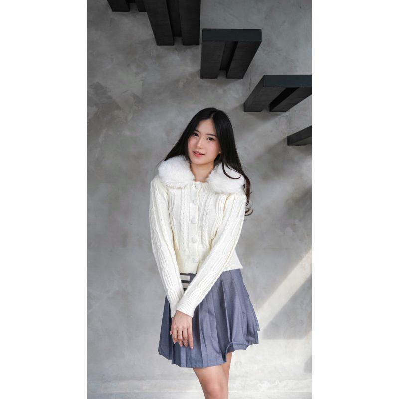 CARRIE CARDIGAN - Sreca Clothing | Cardigan Winter | Furry Korean Cardigan