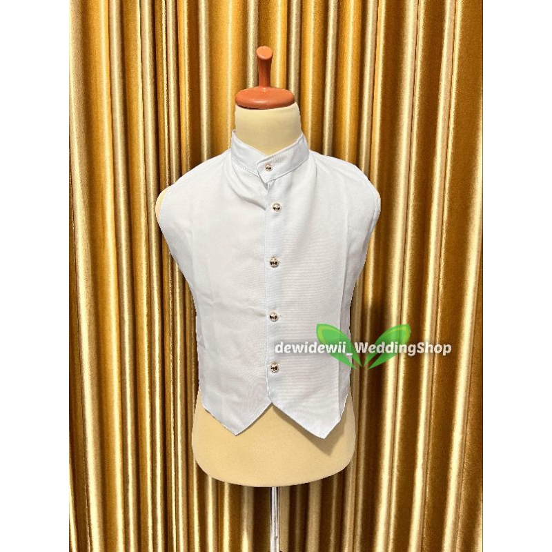 Dalaman Beskap / Dalaman Putih, Beskap Hewes