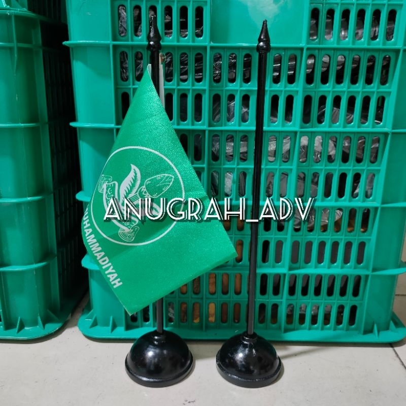 

bendera meja bendera pajangan meja PEMUDA MUHAMMADIYAH + tiang