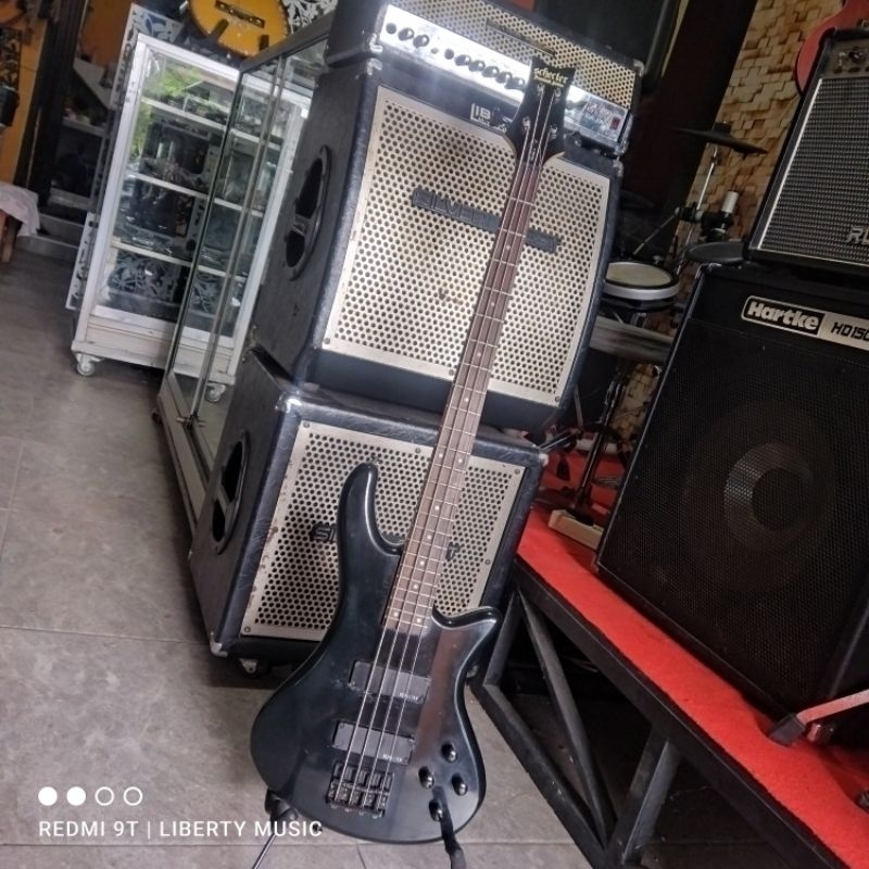 Schecter Bass Stiletto Deluxe 4. 2008 MII