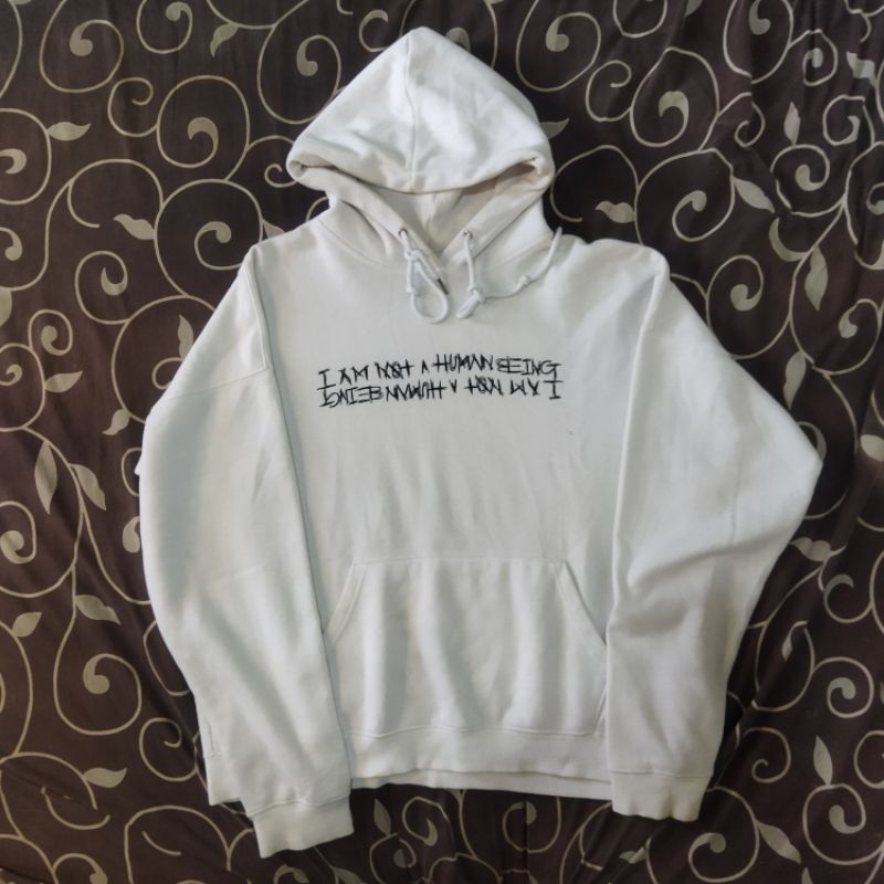HOODIE IM NOT A HUMAN BEING
