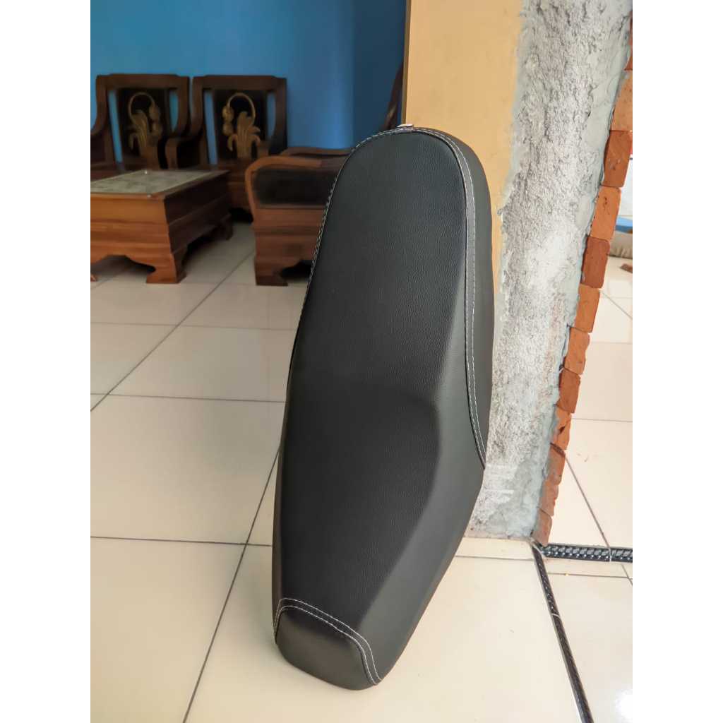 PROMOJok MOTOR KHARISMA-JOK MOTOR KHARISMA STANDAR COAK PAHA NYAMAN KULIT MBETCH CAMARO TEBAL