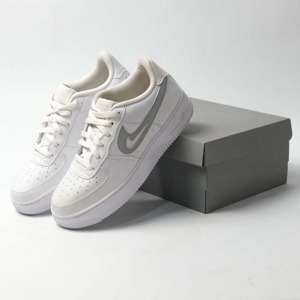 SEPATU CASUAL / SNEAKERS FORCE 1 WHITE GREY CUT OUT