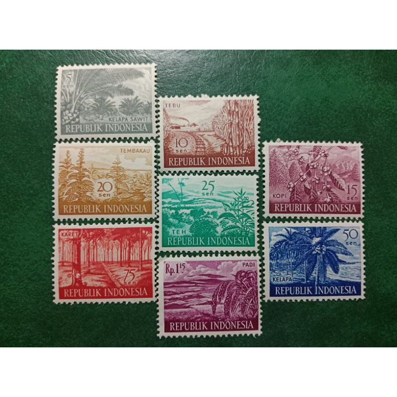 

Prangko Indonesia 8 pcs Prangko Hasil Bumi tahun 1960 UN USED