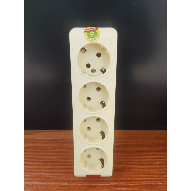 Cahaya 4 Lubang Stop Kontak Arde Kuningan