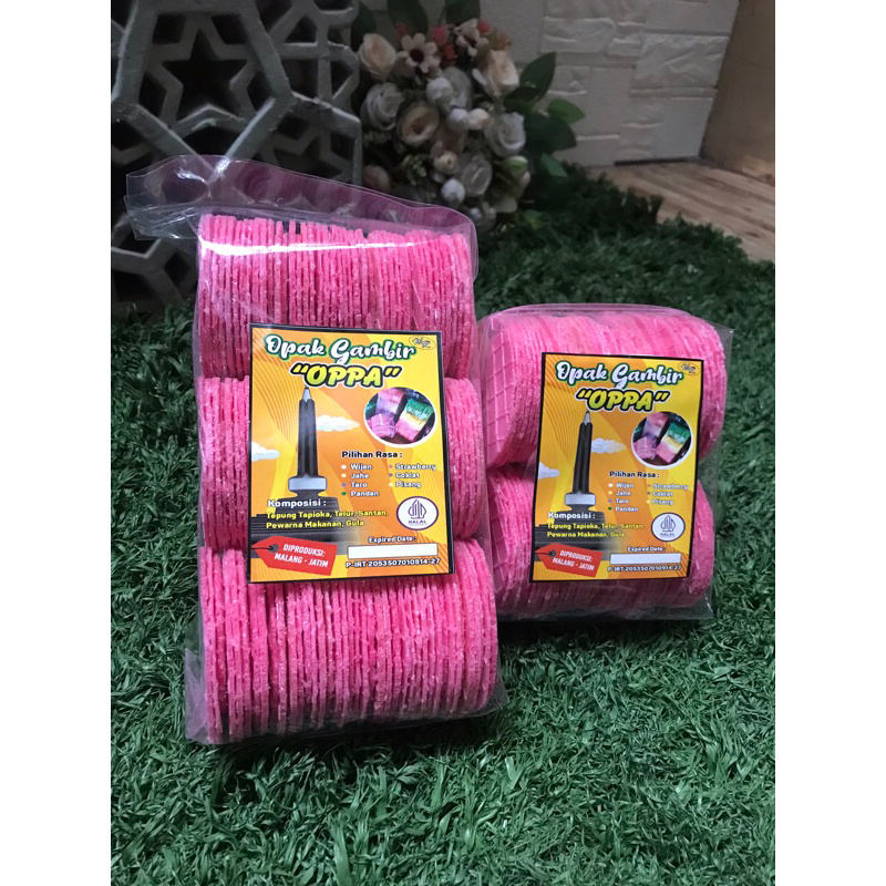 

opak gambir oppa strawberry