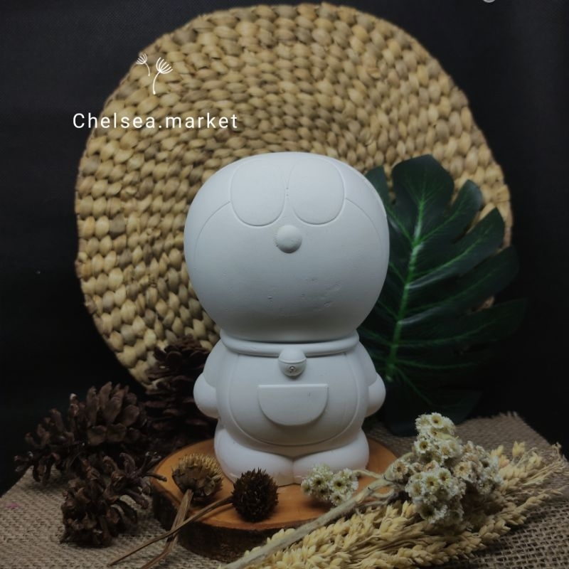 Patung lukis gypsum celengan 3D Doraemon