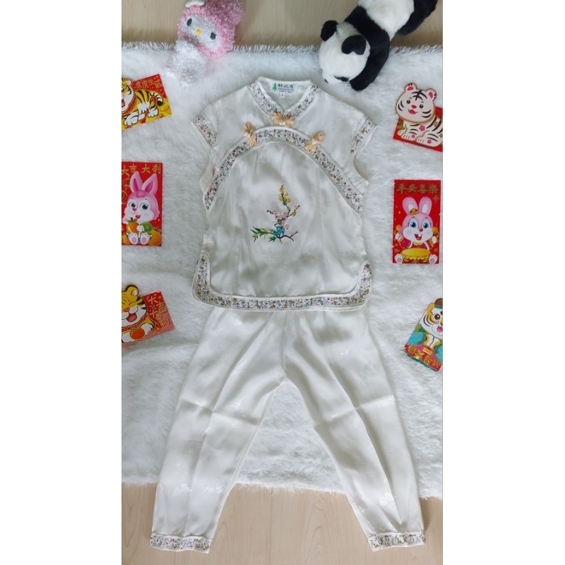 PRELOVED BAJU IMLEK ANAK PEREMPUAN