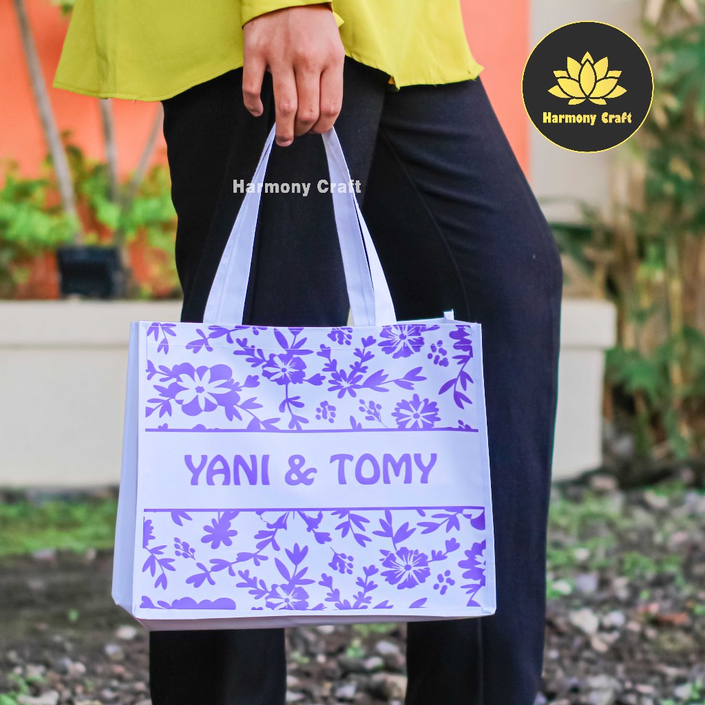 

Isabella Bag Tas Souvenir Wedding Pernikahan Pengantin Premium