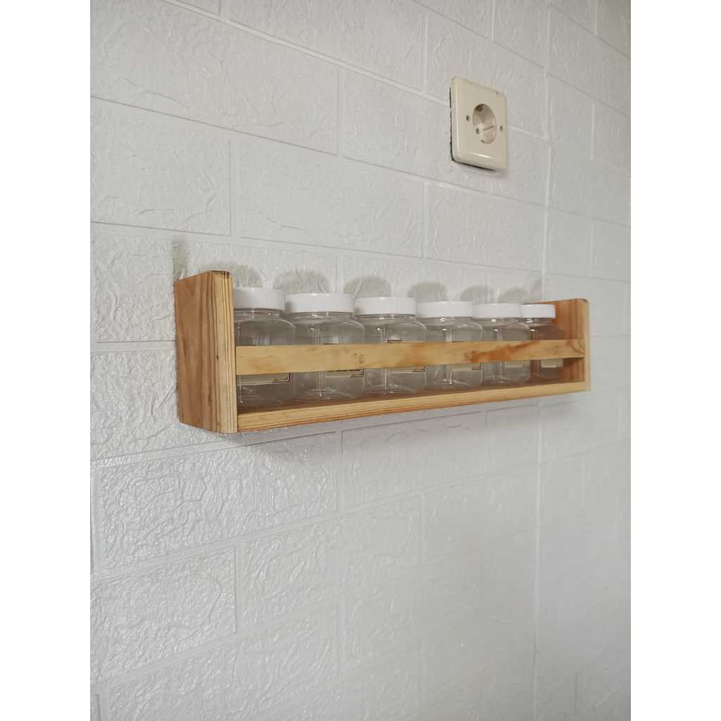 Rak bumbu dapur estetik Kayu Jati belanda Motif Cantik  Dengan 6 Toples dan 6 Stiker Bumbu muat untu