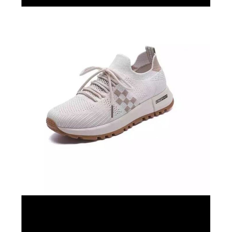 sepatu Sneakers Fashion Wanita Korea 2023