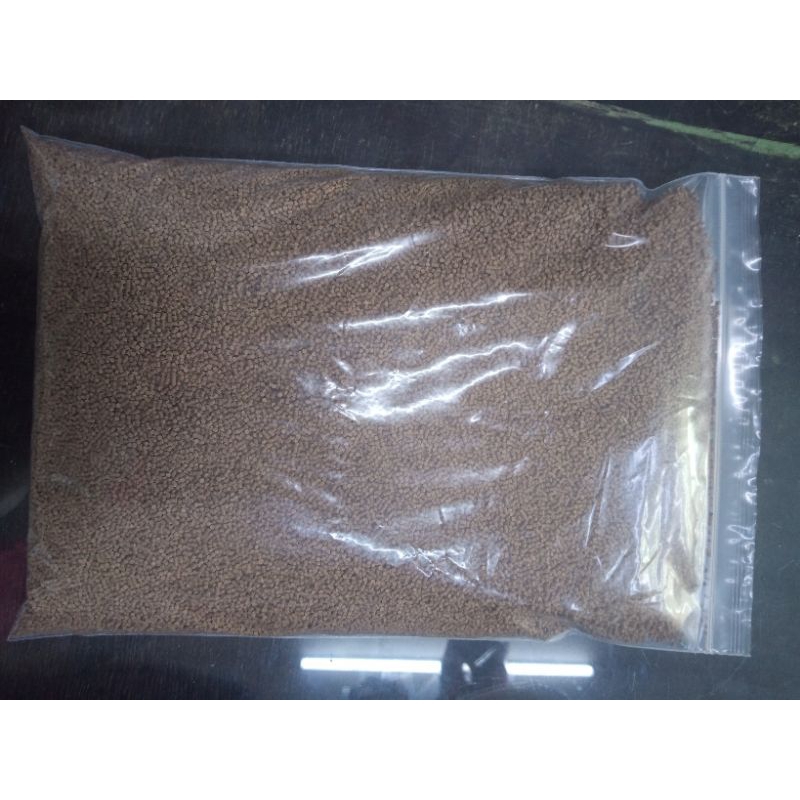 Pakan Ikan FENGLI 3L1kg