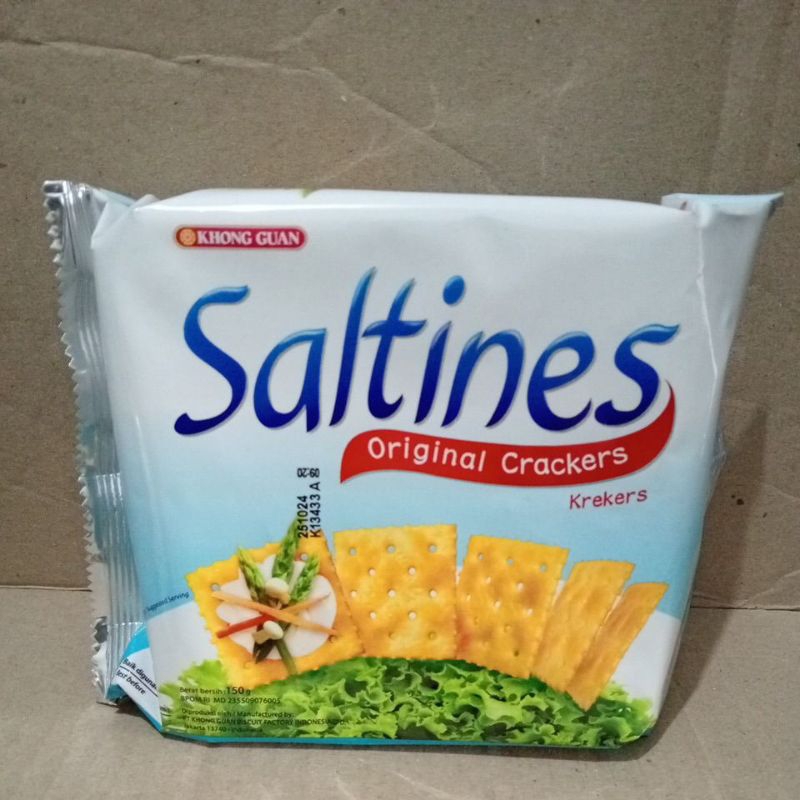 

Khong Guan Saltines Original Crackers 150g