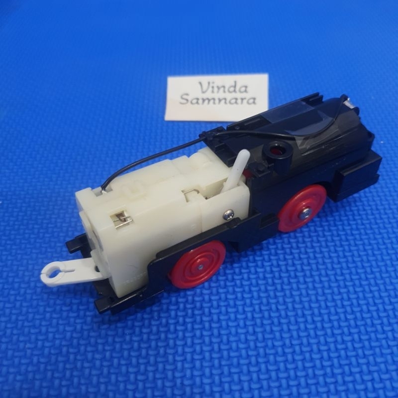 Takara Tomy Plarail Mesin Kereta