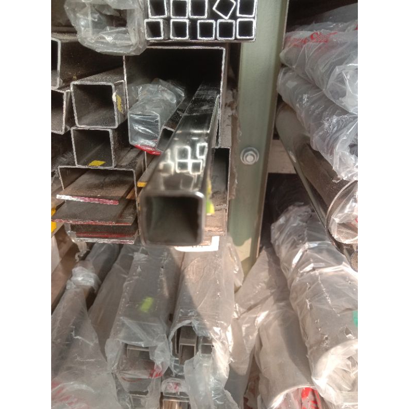 hollow kotak stainless hairline 10mmx10mmx1mmx6m