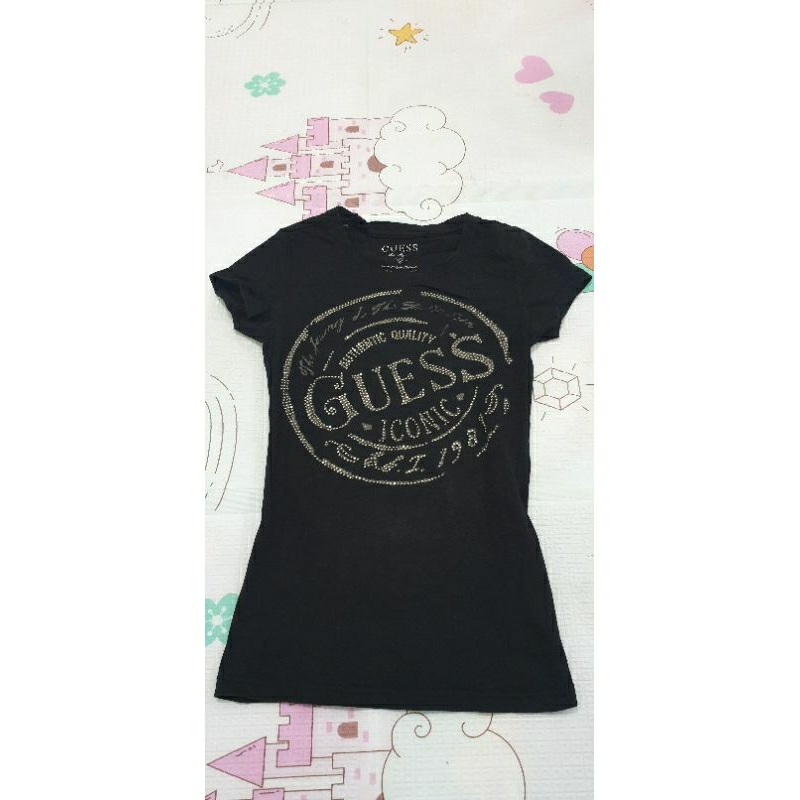 Guess kaos wanita hitam