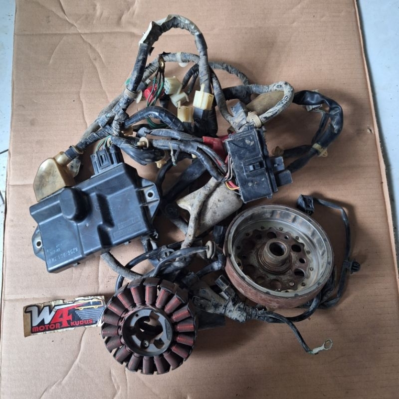 ACG PENGAPIAN FULLSET ECU KABEL BODY SPULL MAGNET BEAT FI INJEKSI STATER HALUS KODE K25 ( 2015 ) ORI