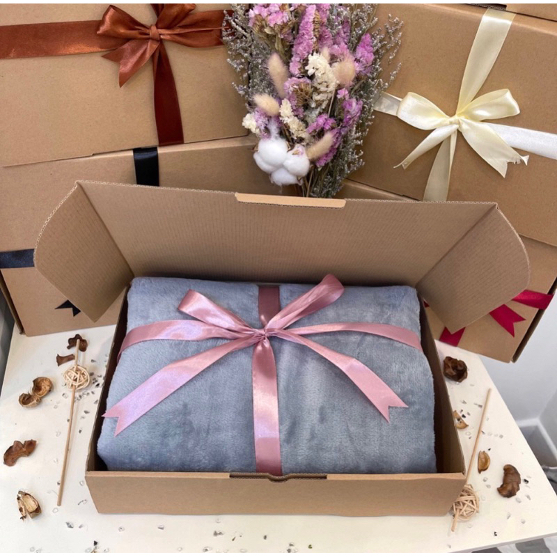 Hampers Selimut Bulu Lembut / Kado Selimut / Kado Pernikahan / Hampers Pernikahan