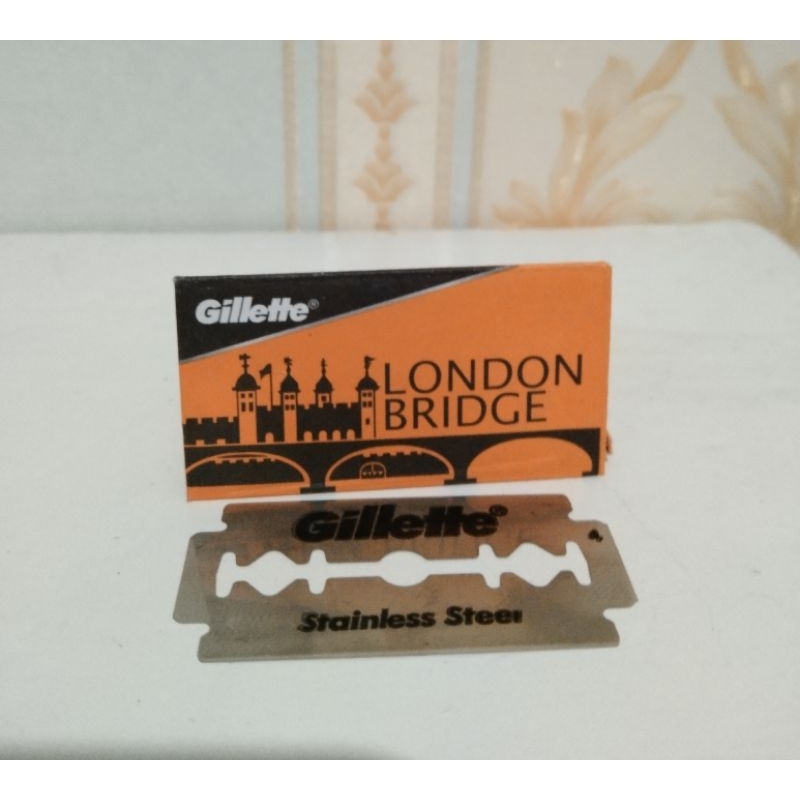 London Bridge By Gillette