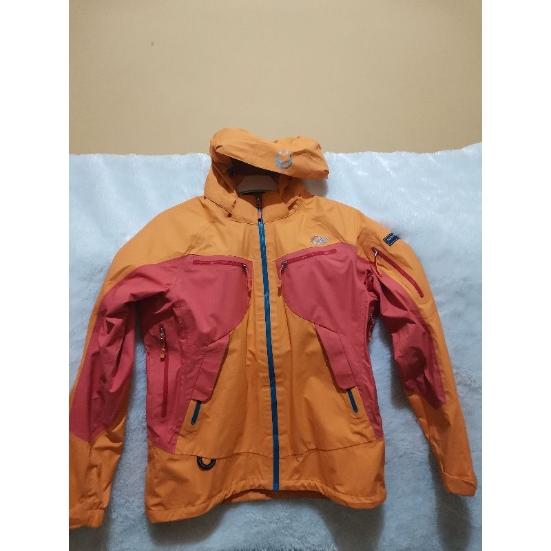 Jaket Gunung Outdoor Windproof Hiking Lowe Alpine